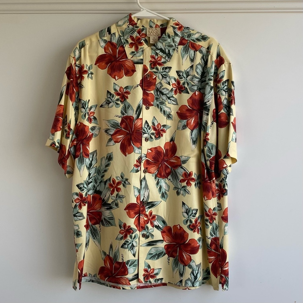 Jos A Bank 100% Silk Shirt NEW